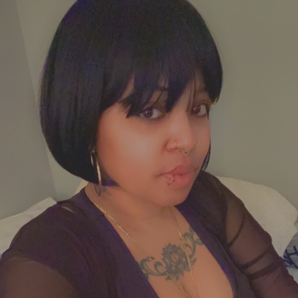Meet your Posher, Nakia